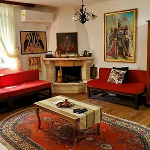 https://unique-traditional-house-hosted-by-jg.hotels-in-tirana.com